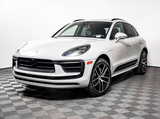 2023 Porsche Macan 