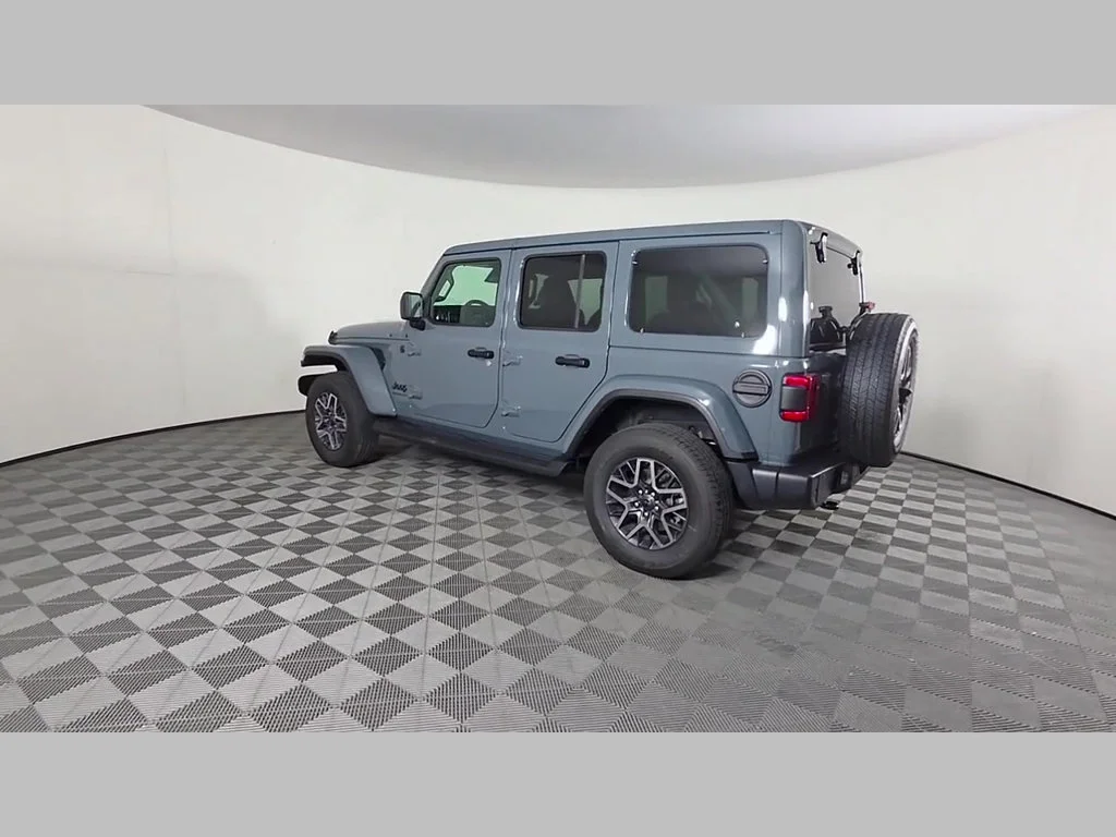 New 2026 Anvil Clear-Coat Exterior Paint Jeep Sahara image 33