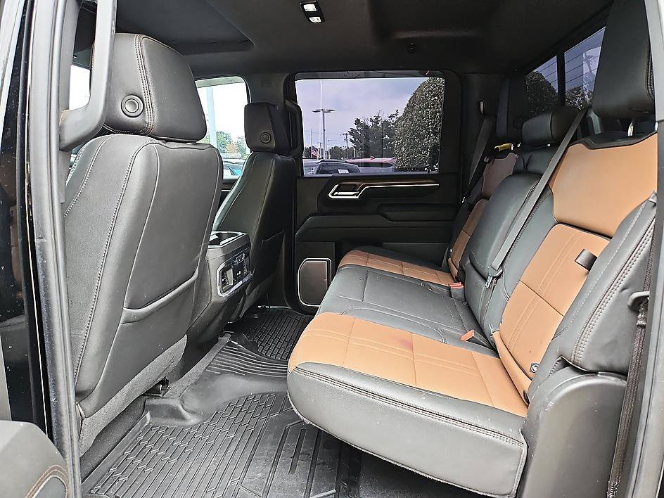 Used 2024 Black Chevrolet High Country image 12
