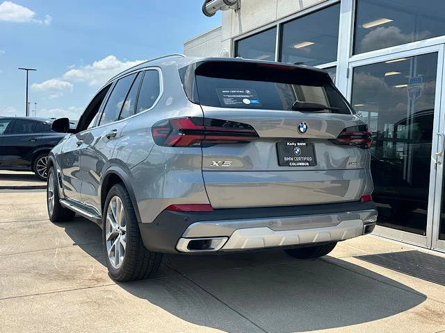 Certified Used 2025 Skyscraper Grey Metallic BMW xDrive40i image 7