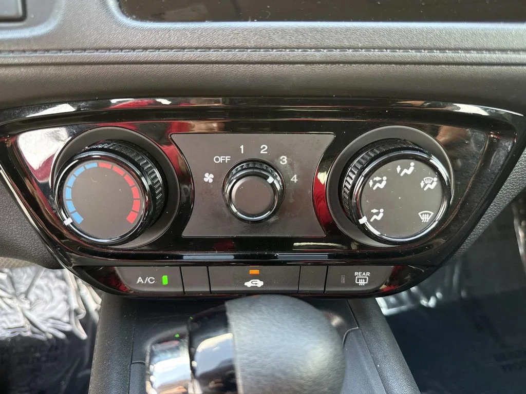 Used 2020 Gray Honda LX image 29