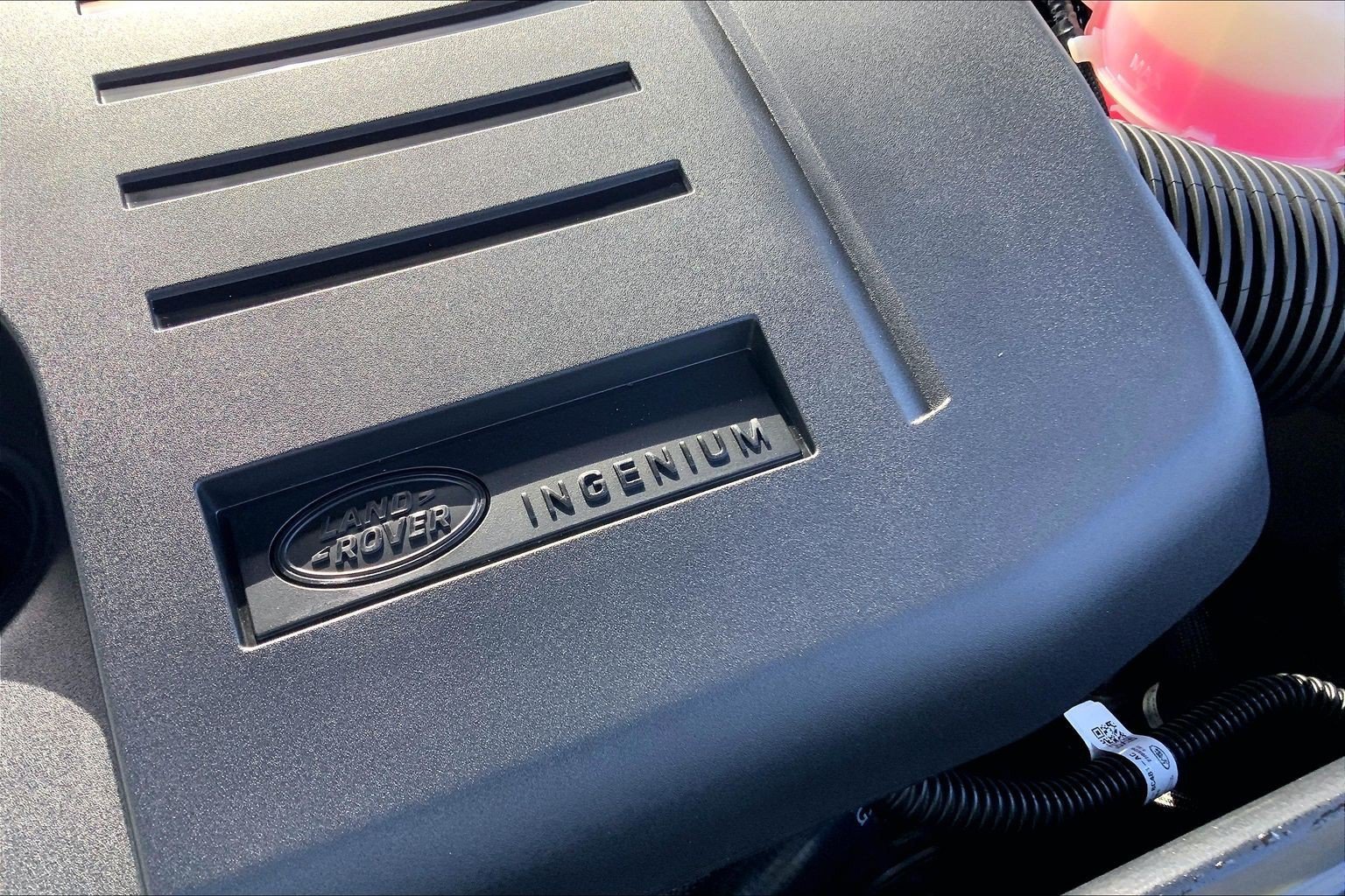 New 2027 Constellation Blue Land Rover Dynamic SE P400 image 17