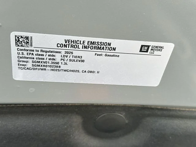 Used 2025 Gray Buick Avenir image 31