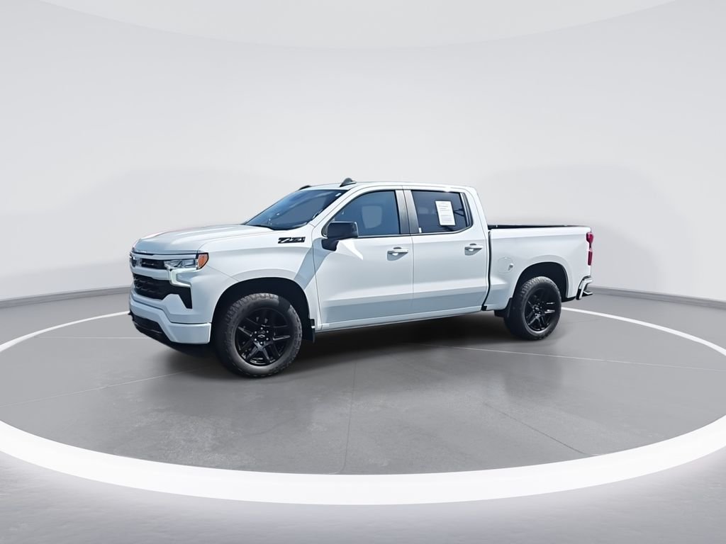Used 2024 White Chevrolet RST image 5