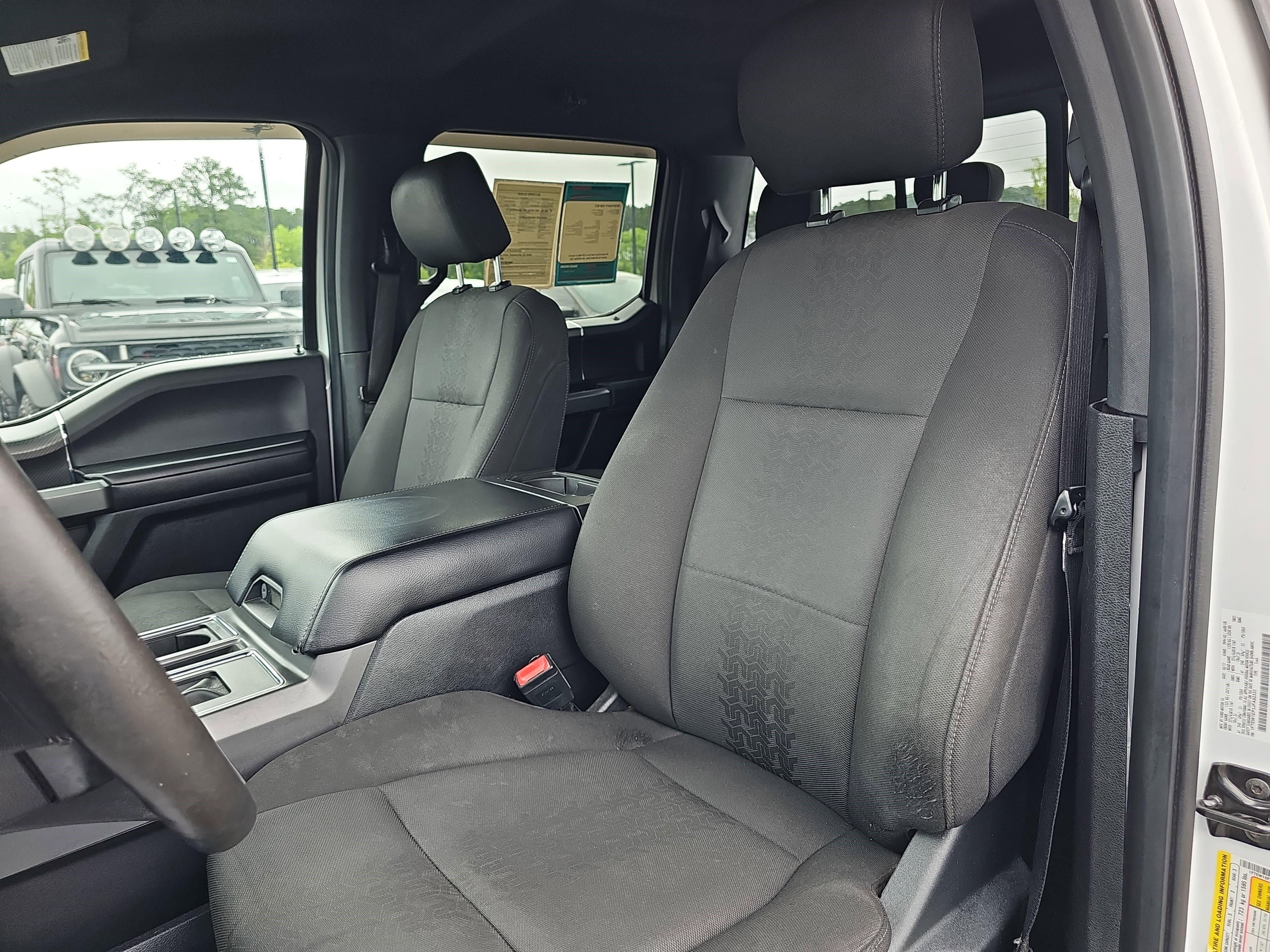 Used 2018 Oxford White Ford XLT image 16