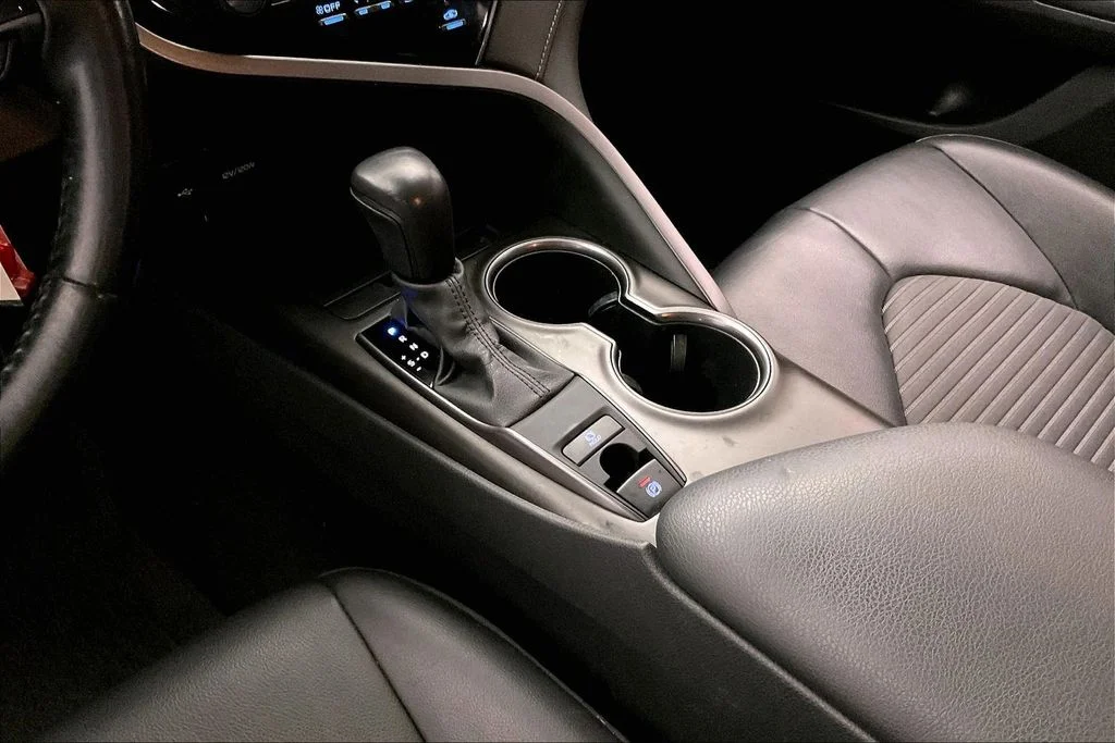 Certified Used 2021 White Toyota SE image 19