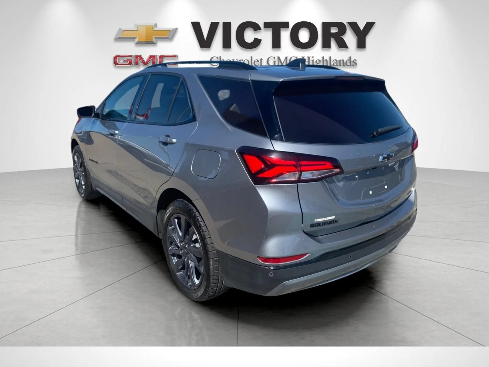 Used 2024 Sterling Gray Metallic Chevrolet RS image 5