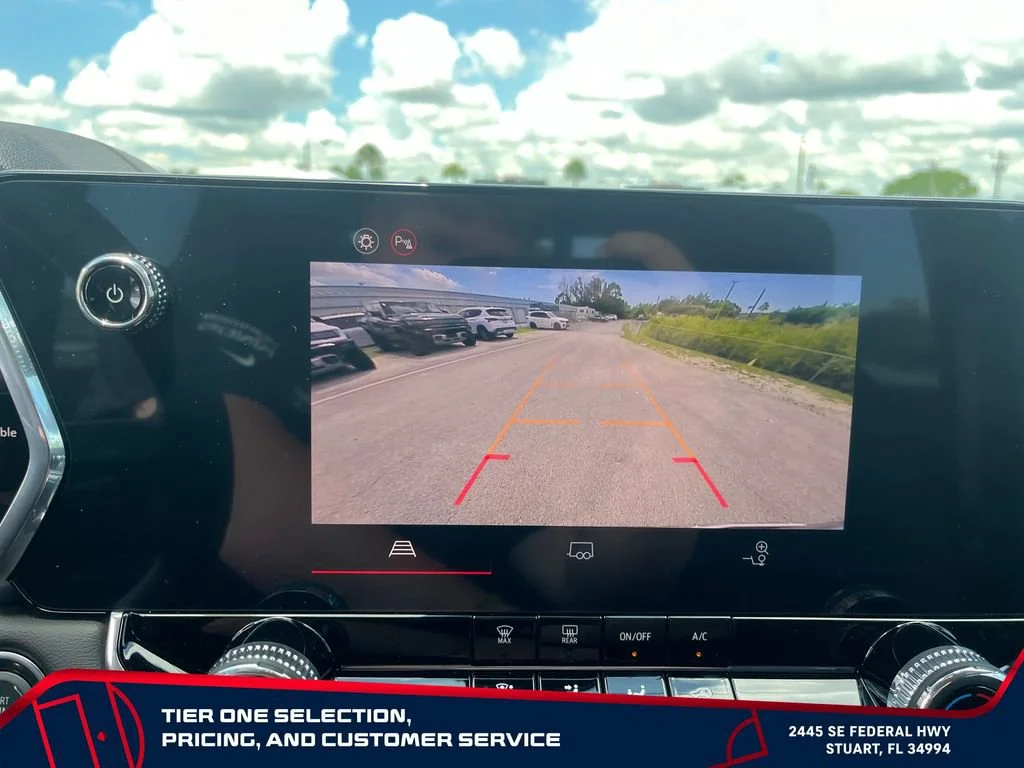 New 2026 Summit White GMC Elevation image 22