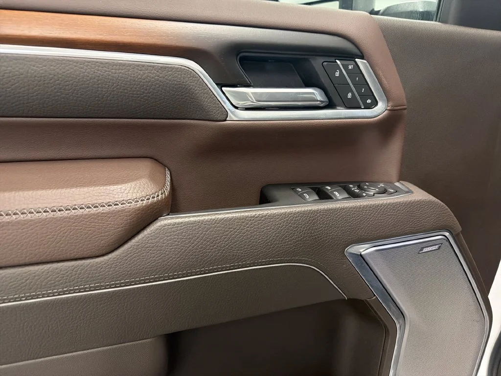 Used 2025 White GMC Denali image 14