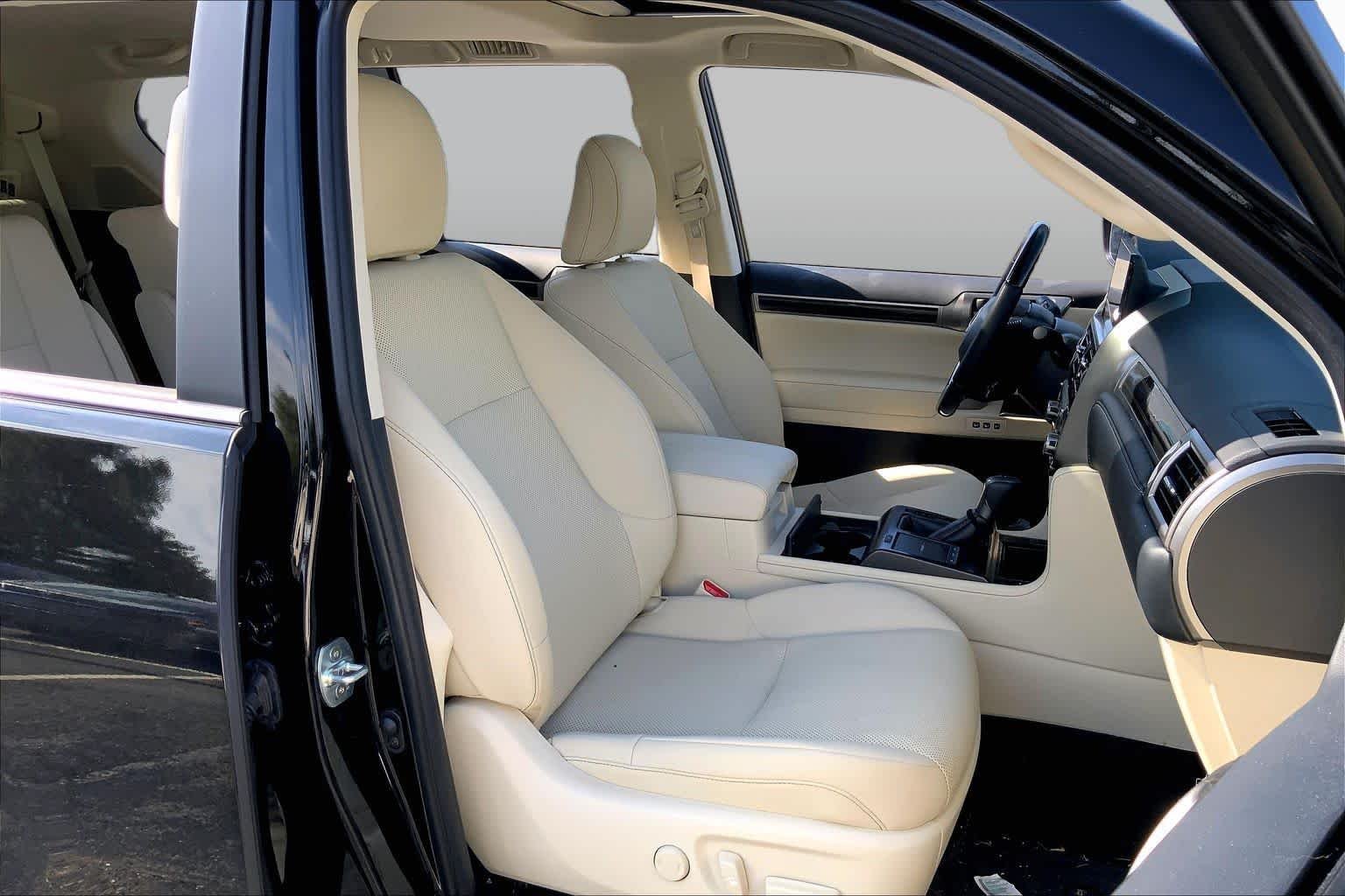 Certified Used 2023 Black Onyx Lexus Premium image 8