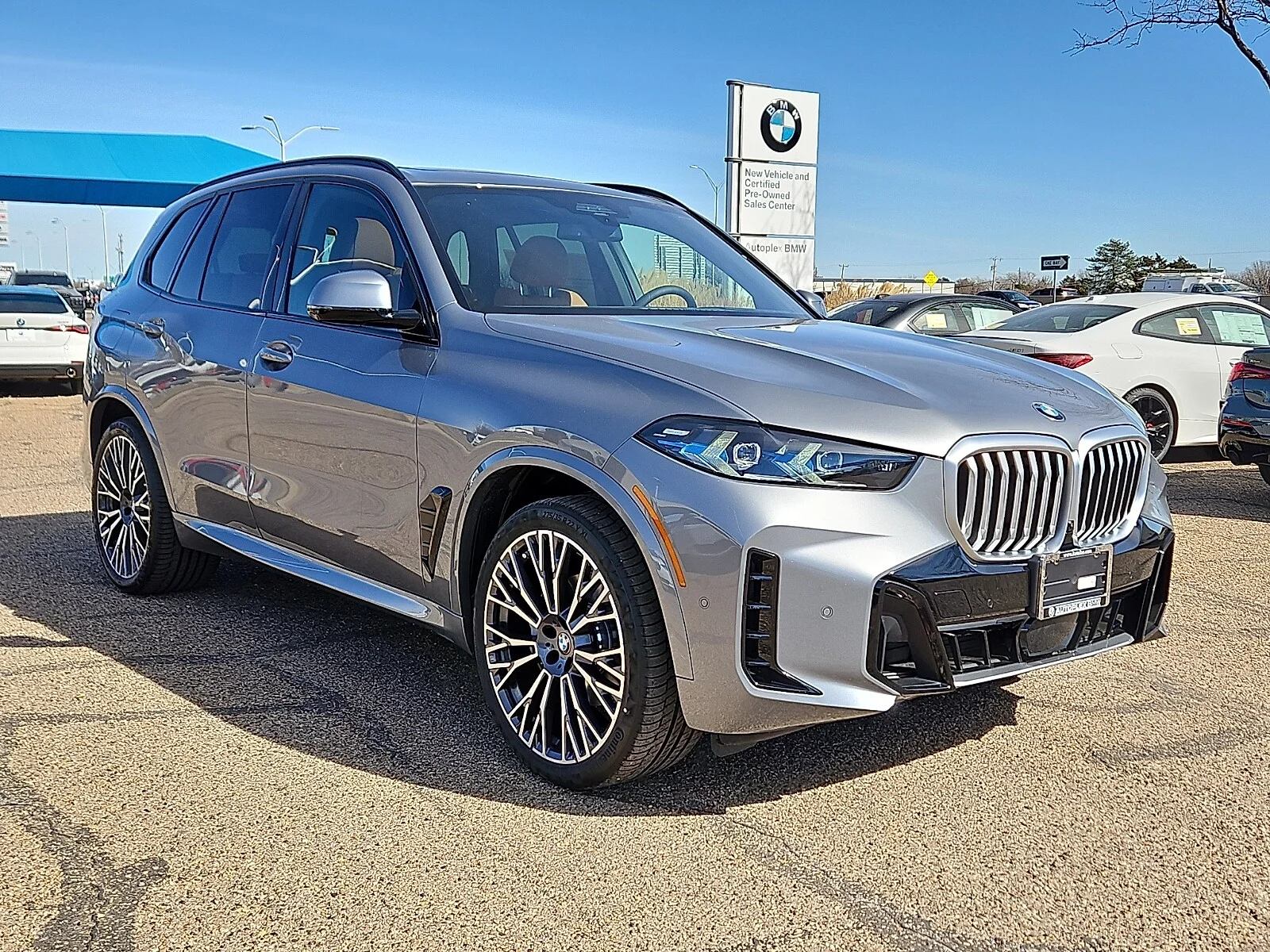 New 2026 Skyscraper Grey BMW xDrive40i All-Wheel Drive Sports Activity Vehicle image 4