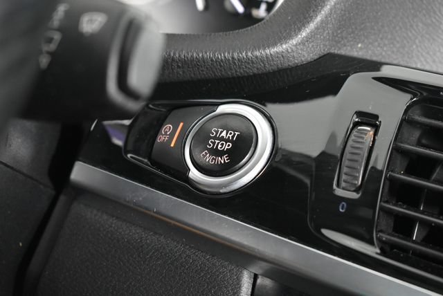 Used 2015 Black BMW xDrive35i image 40