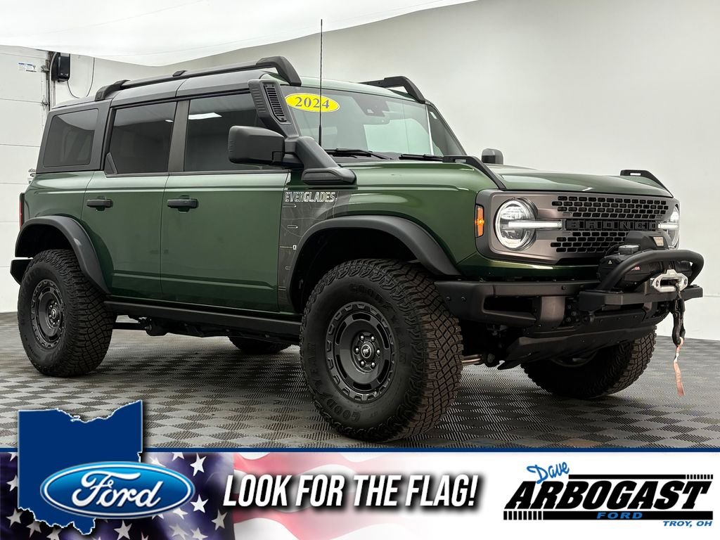 Used 2024 Green Metallic Ford Everglades image 1
