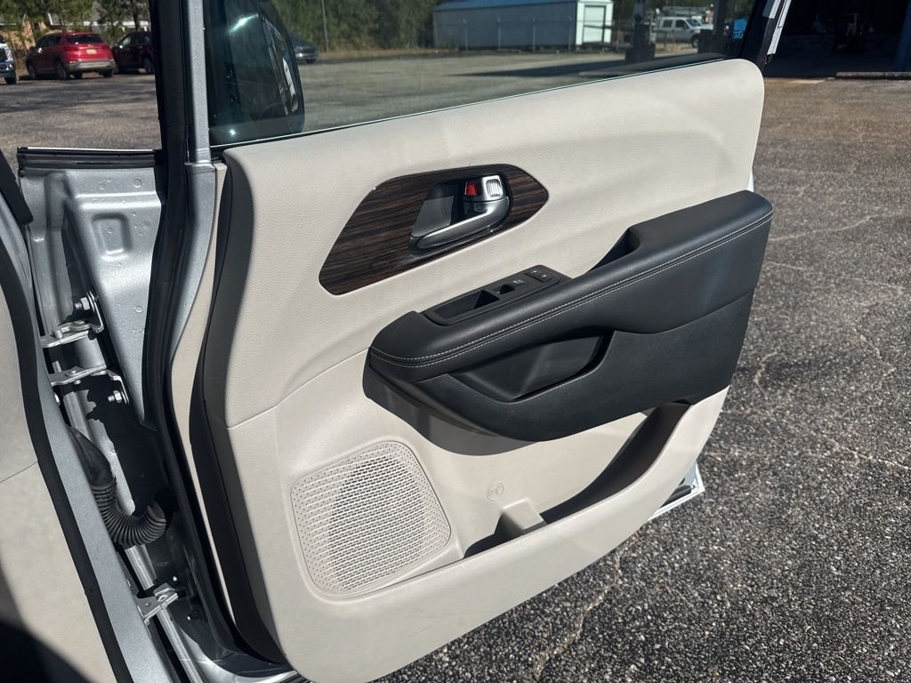 2024 Chrysler Pacifica Limited - Photo 25