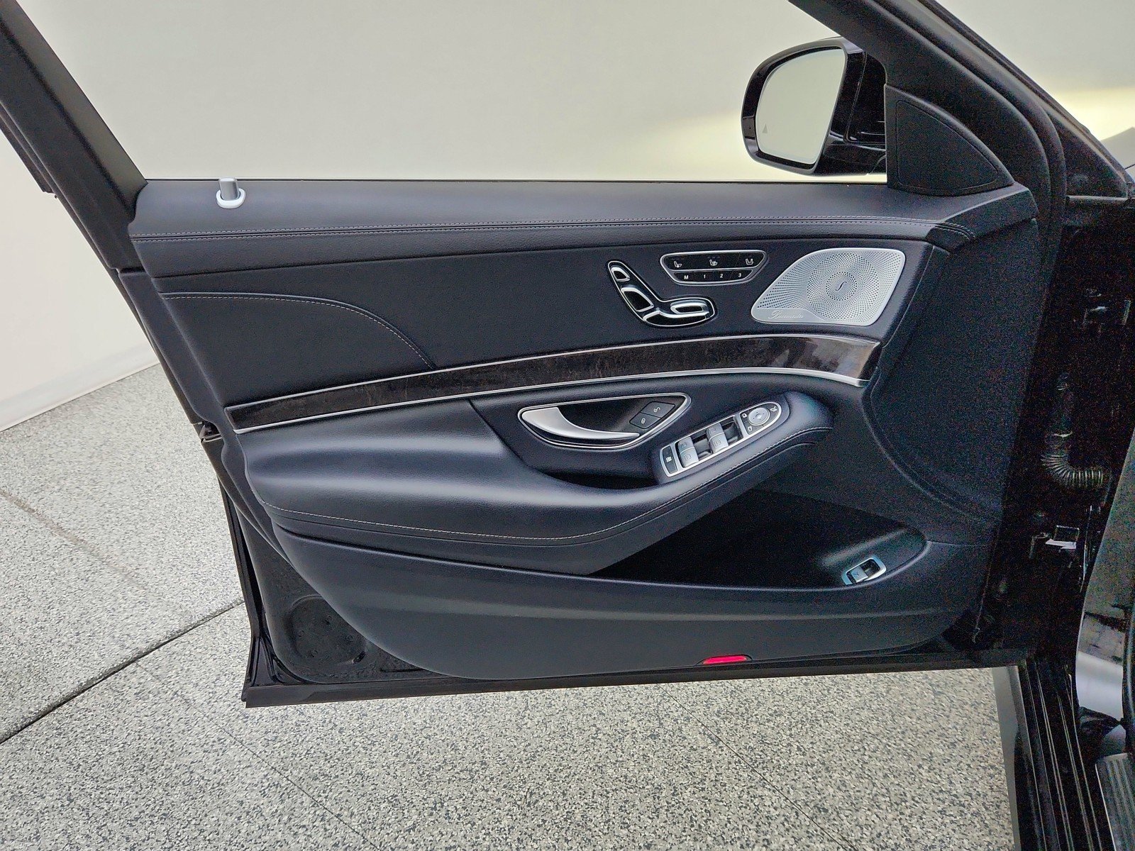Used 2018 Black Mercedes-Benz S 450 image 27
