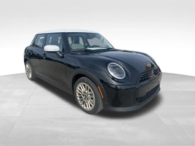 2026 MINI Hardtop Cooper S's photo