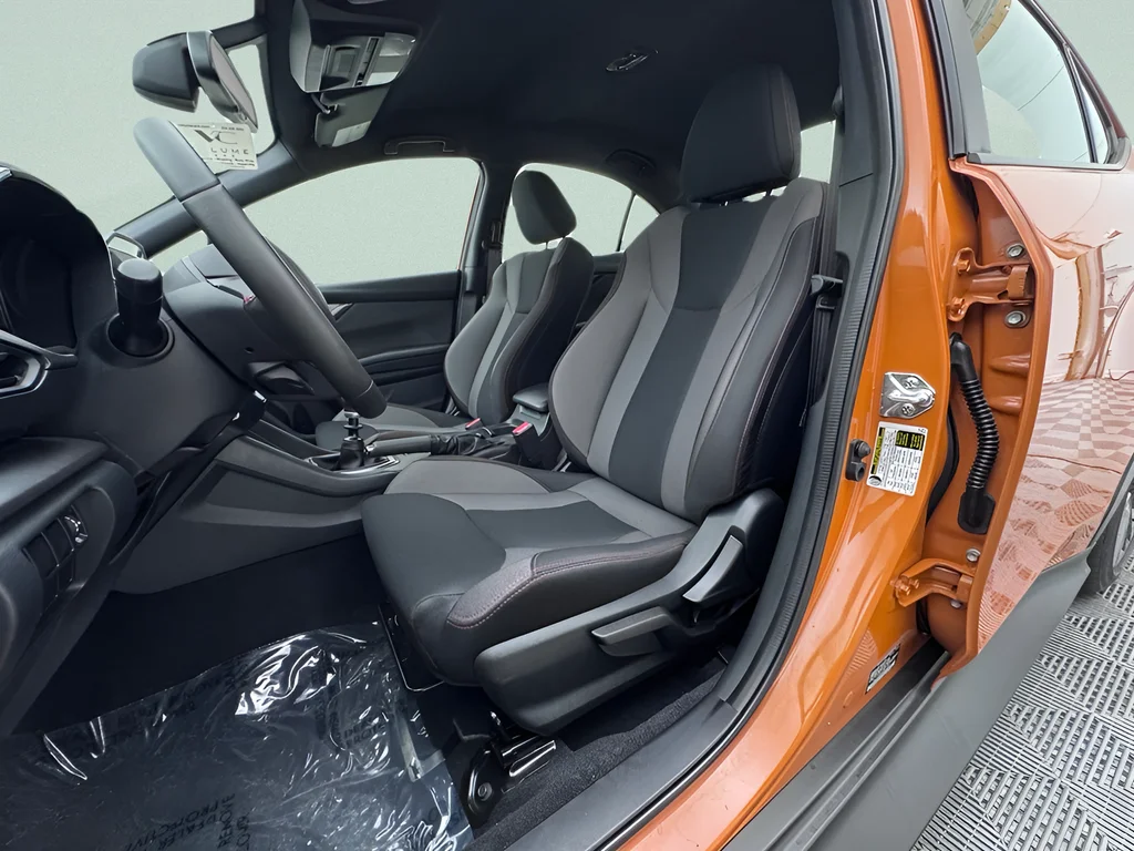 Used 2022 Orange Pearl Subaru  image 19