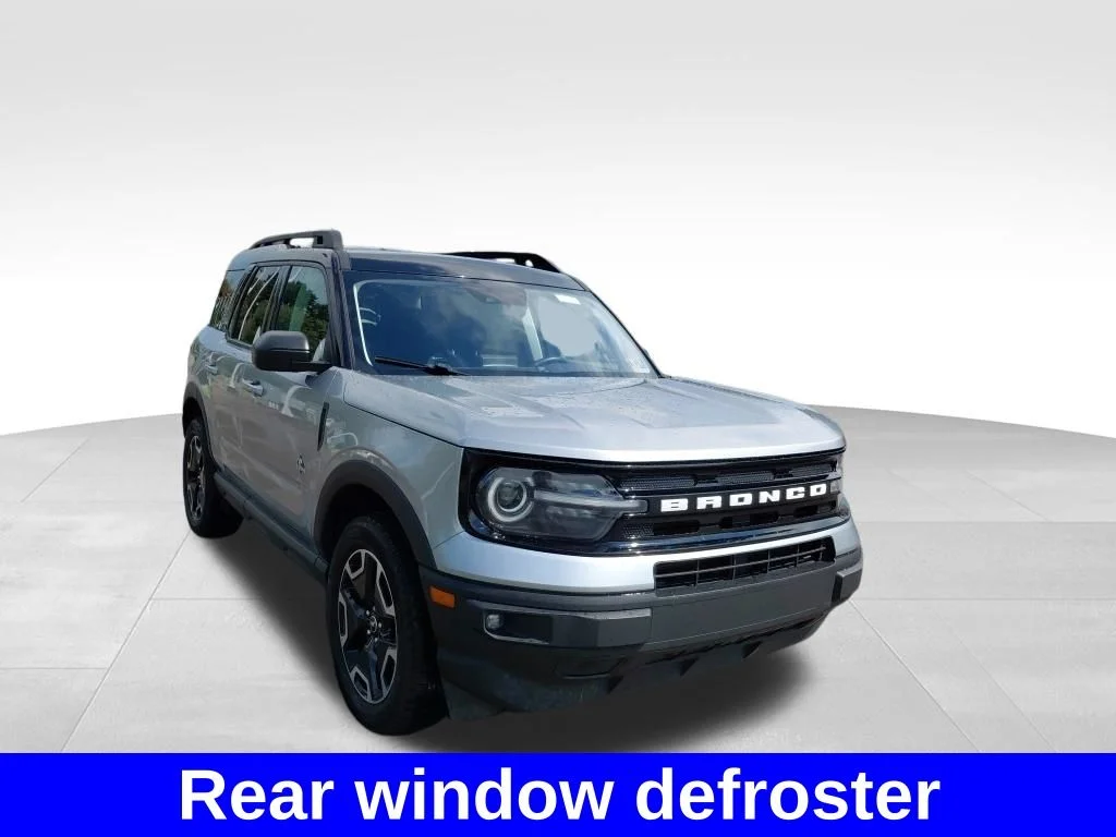 Used 2023 Silver Ford Outer Banks image 5