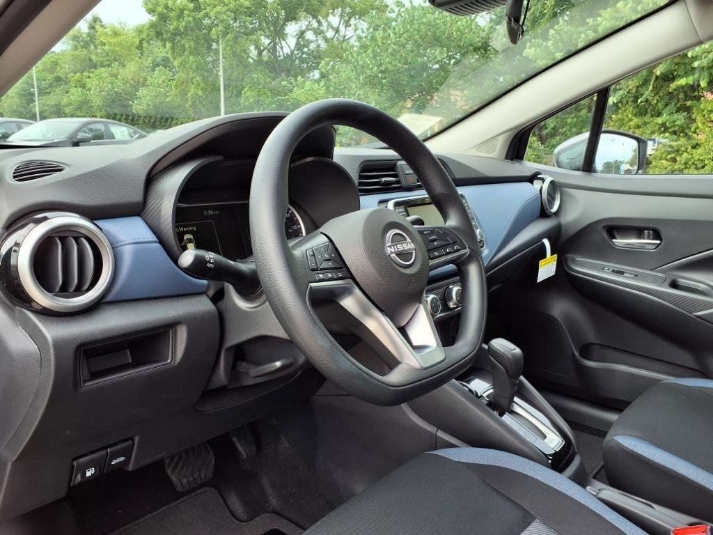 2025 Nissan Versa Sedan SV - Photo 8