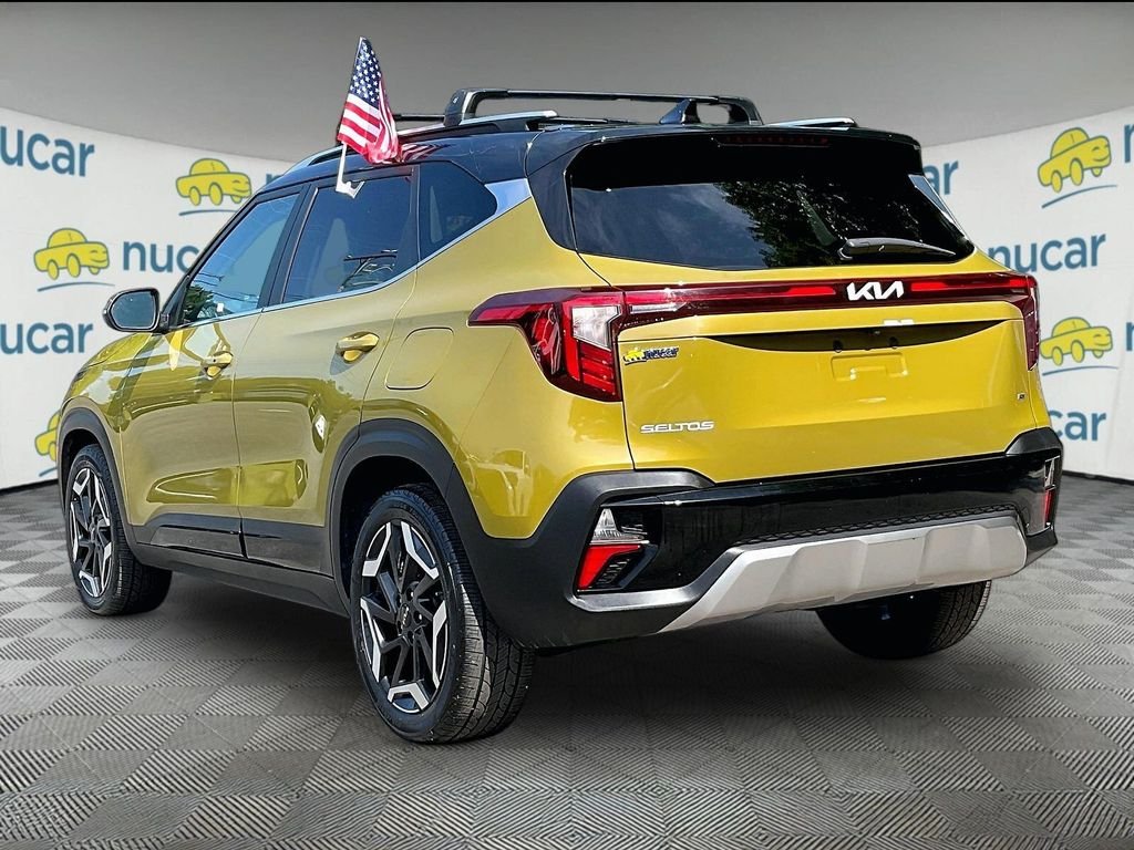 Used 2024 Green Kia SX image 4
