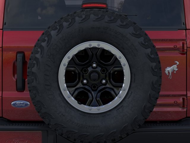 New 2025 Ruby Red Metallic Ford Badlands image 24