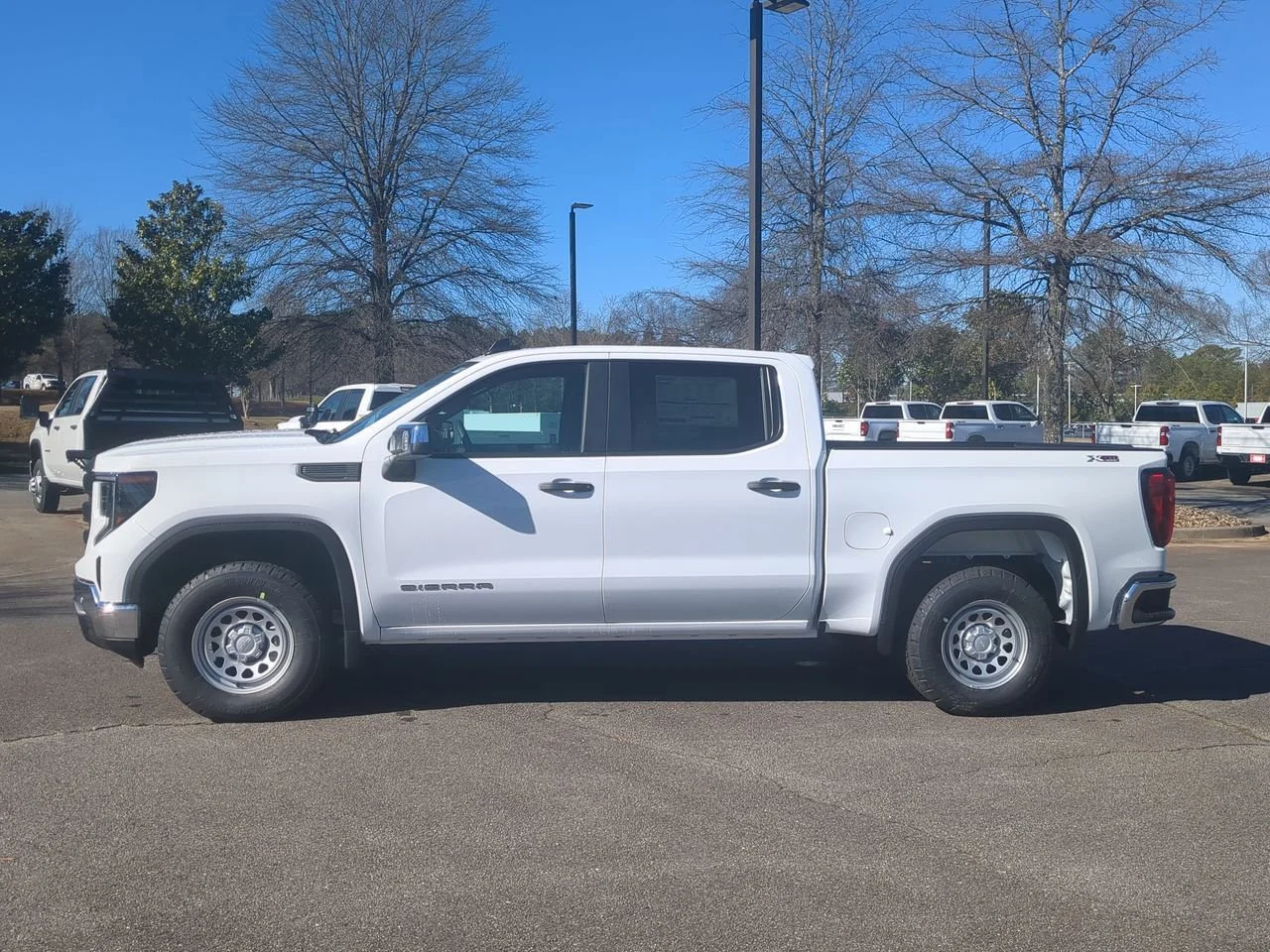 New 2026 Summit White GMC Pro image 5