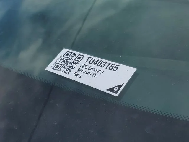 New 2026 Carpeted floor covering Chevrolet LT - Extended Range image 30