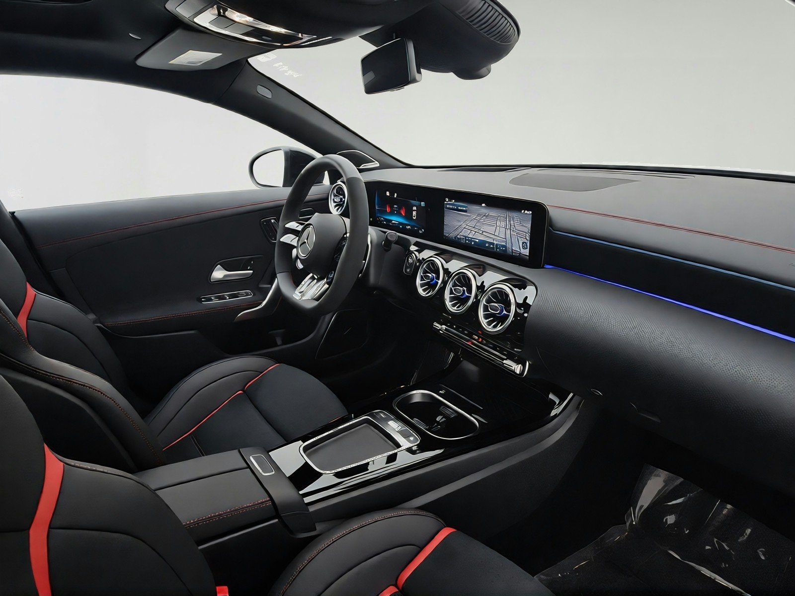 Certified Used 2025 MANUFAKTUR Mountain Grey Magno Mercedes-Benz AMG® CLA 45 image 30