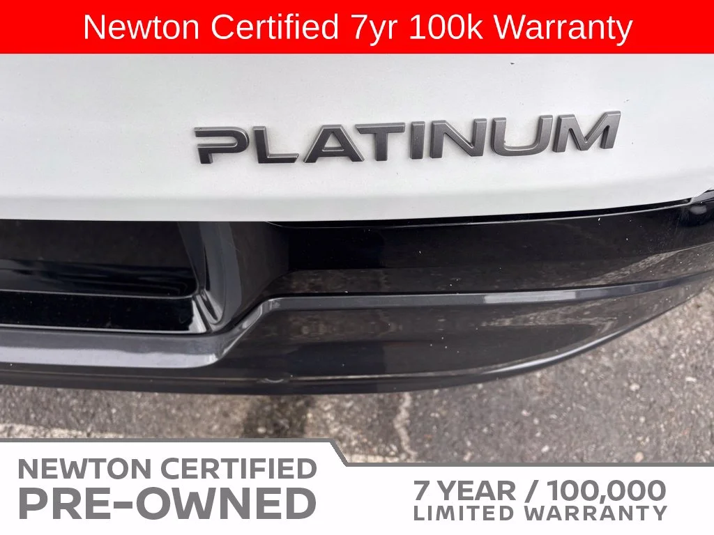 Certified Used 2026 Everest White Pearl Tricoat/Super Black Nissan Platinum image 11