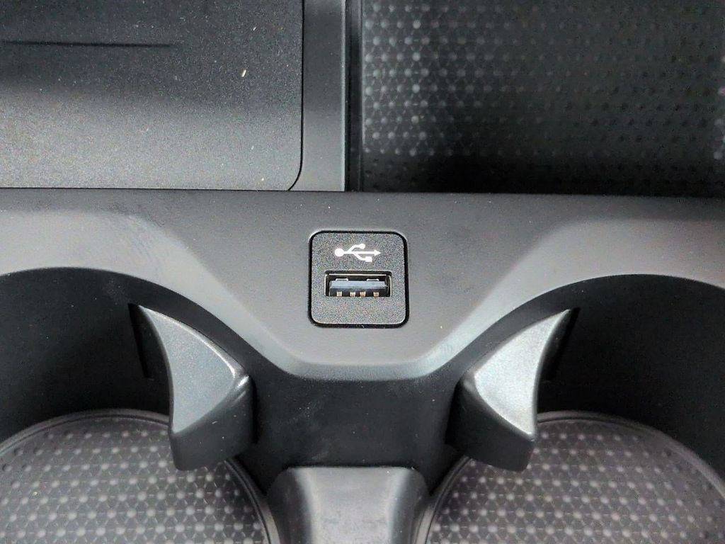 New 2026 Black Sapphire Metallic BMW M60i image 23