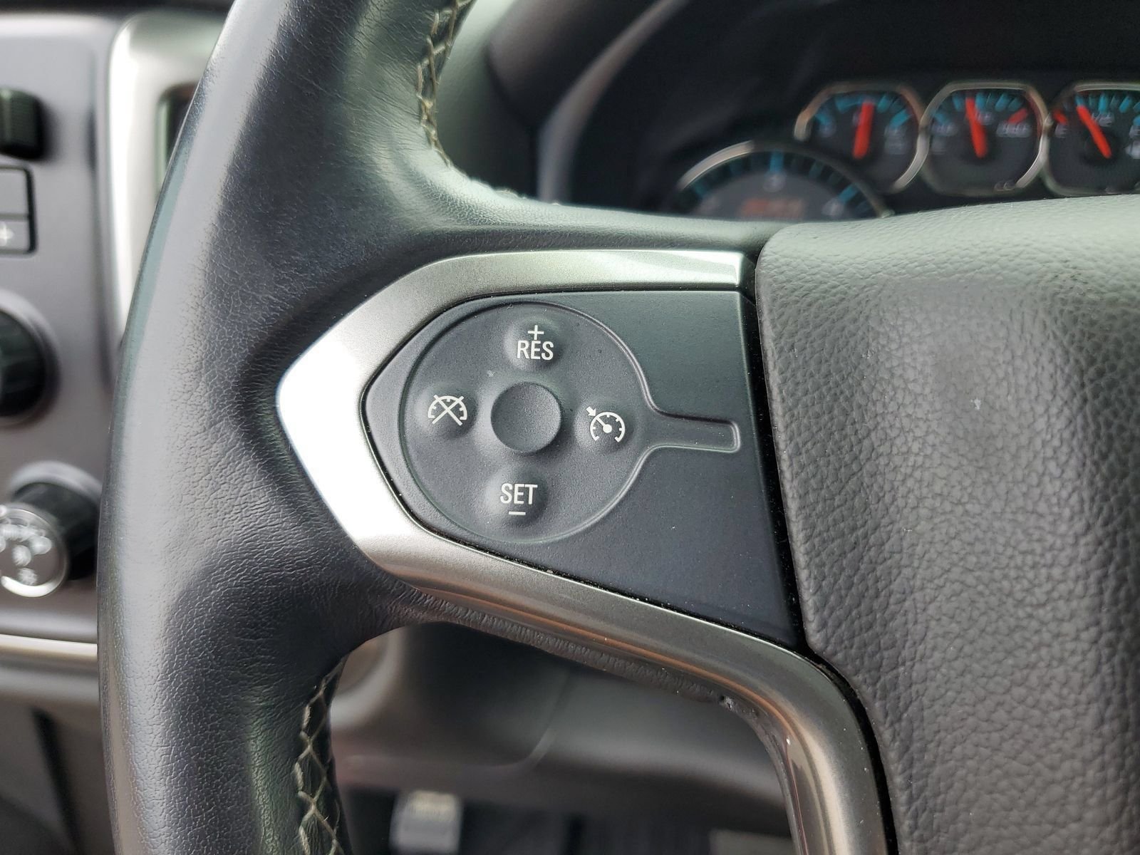 Used 2019 Red Chevrolet LT image 16