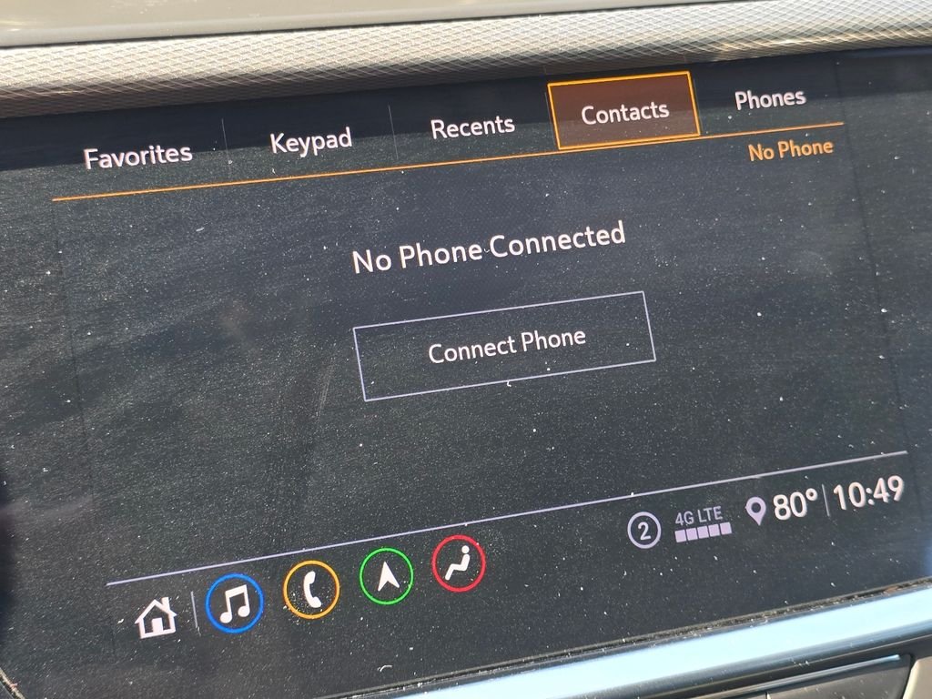 Used 2020 Black Buick Select image 4