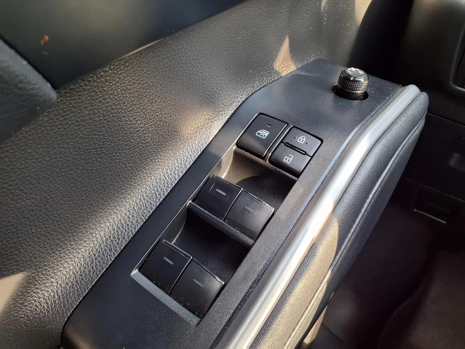 Used 2022 Beige Toyota L image 21