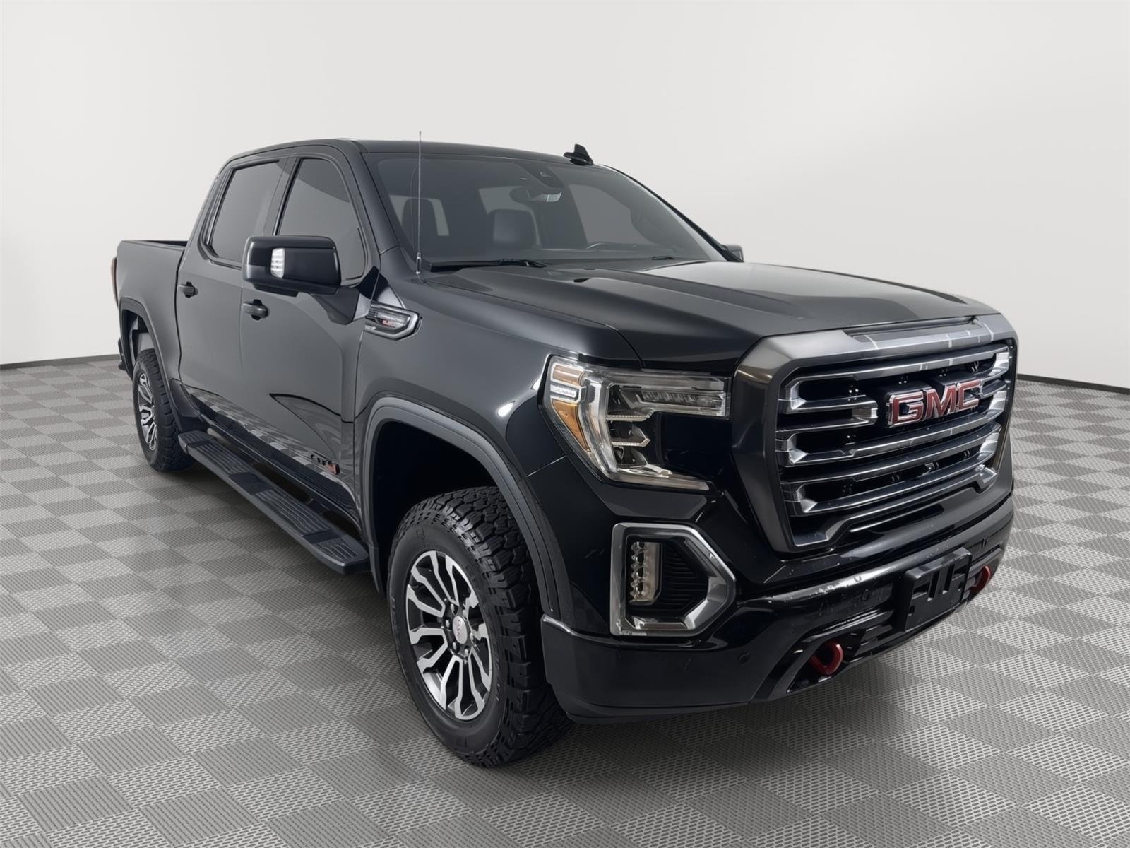 2020 GMC Sierra 4WD Crew Cab Short Box AT4's photo