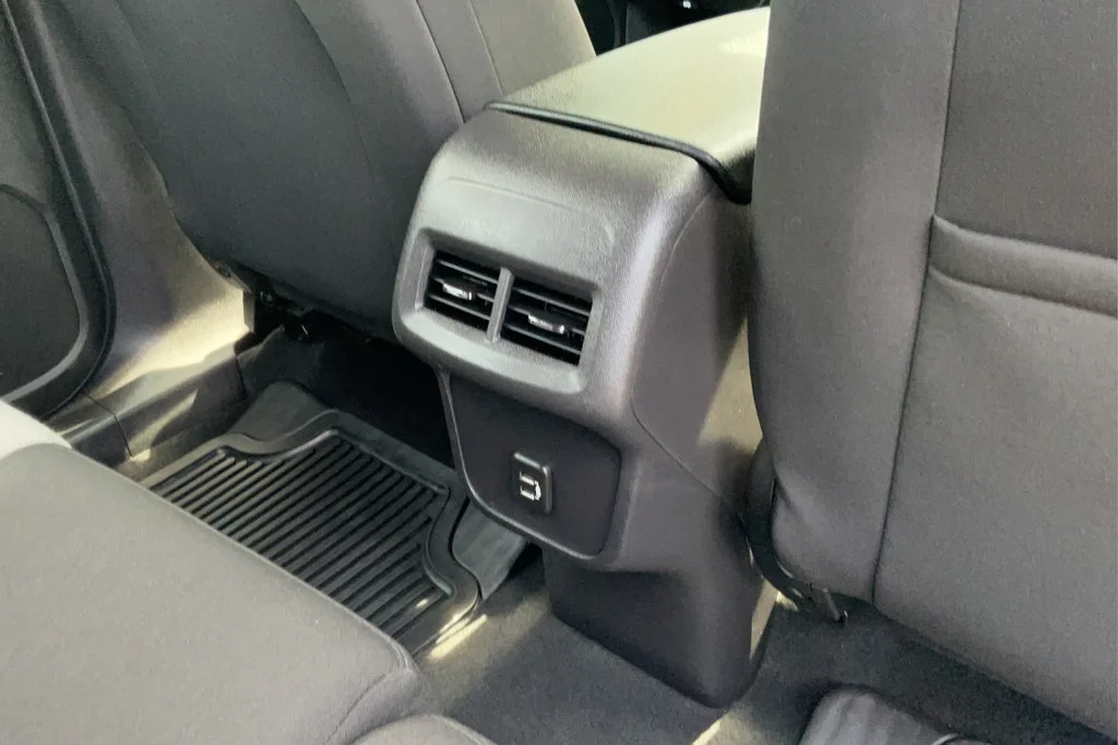 2024 Chevrolet Equinox LS - Photo 22