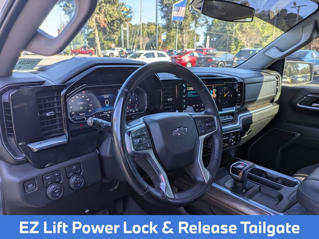 Used 2024 Summit White Chevrolet RST image 32