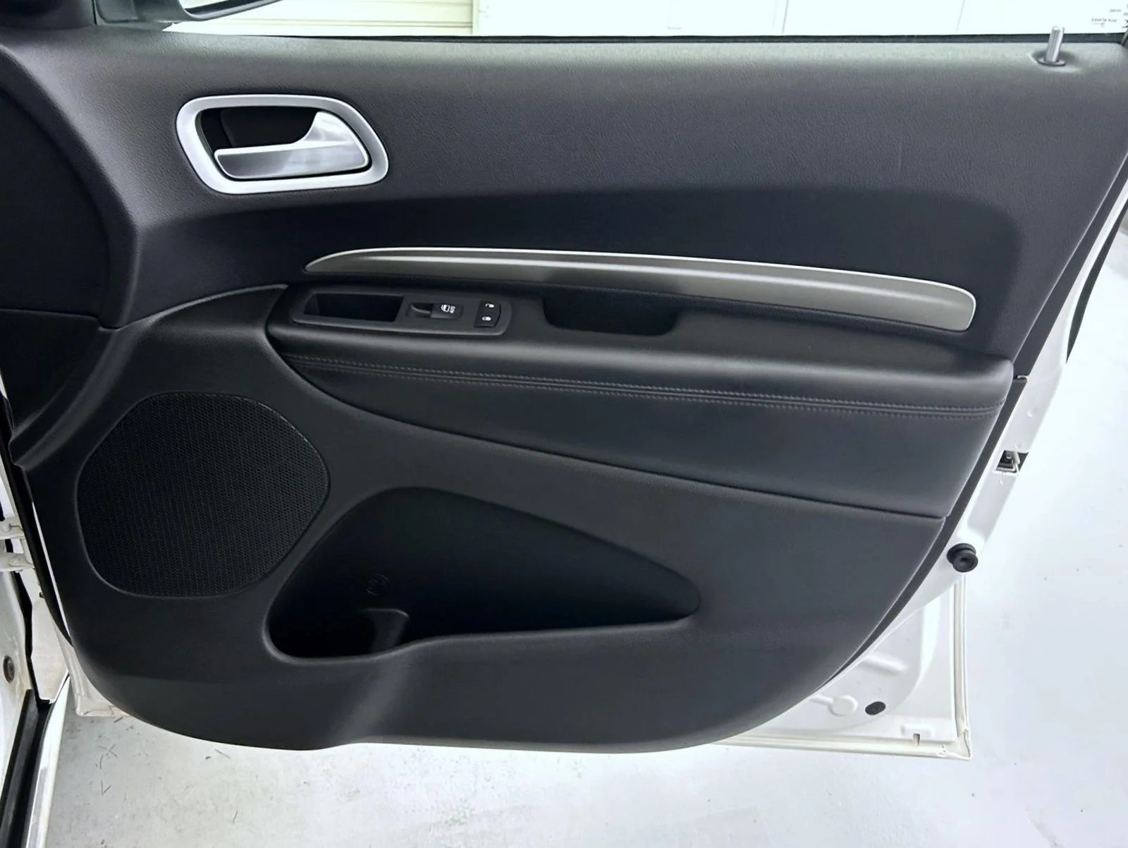 Used 2020 White Dodge SXT Plus image 16