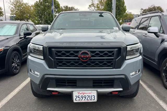 Used 2023 Gray Nissan PRO-X image 3