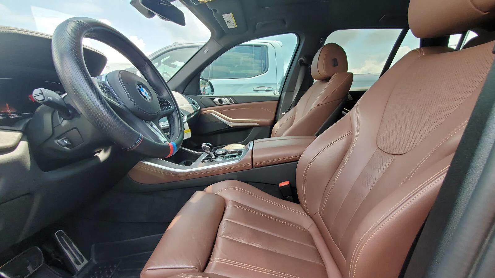 Used 2022 Carbon Black Metallic BMW sDrive40i image 3