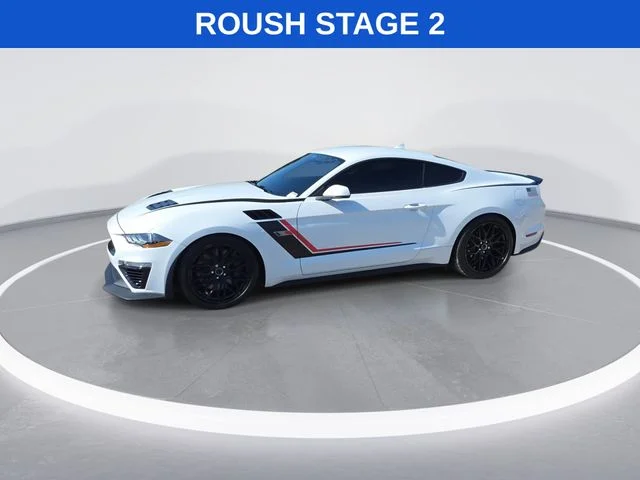 Used 2022 White Ford GT Premium image 4
