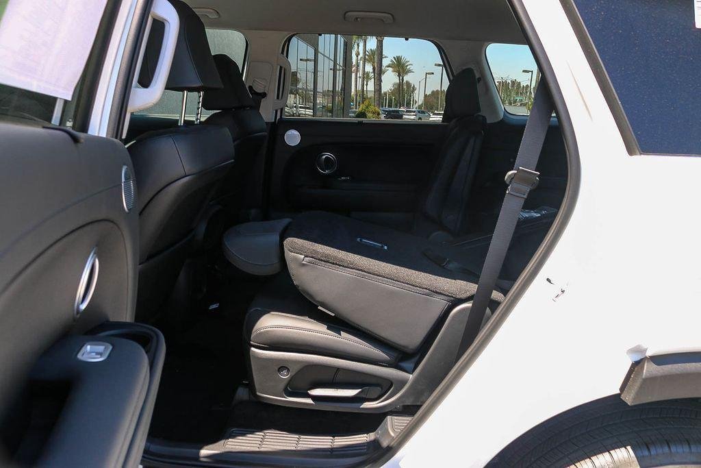 New 2026 White Hyundai SEL image 72