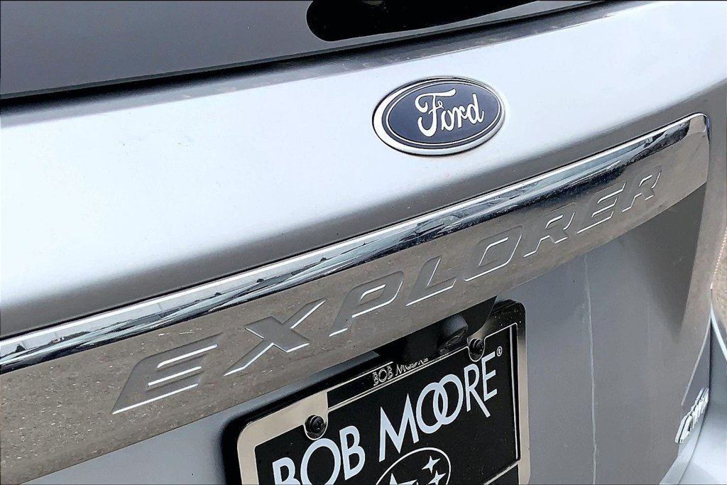 Used 2021 Silver Ford Limited image 23