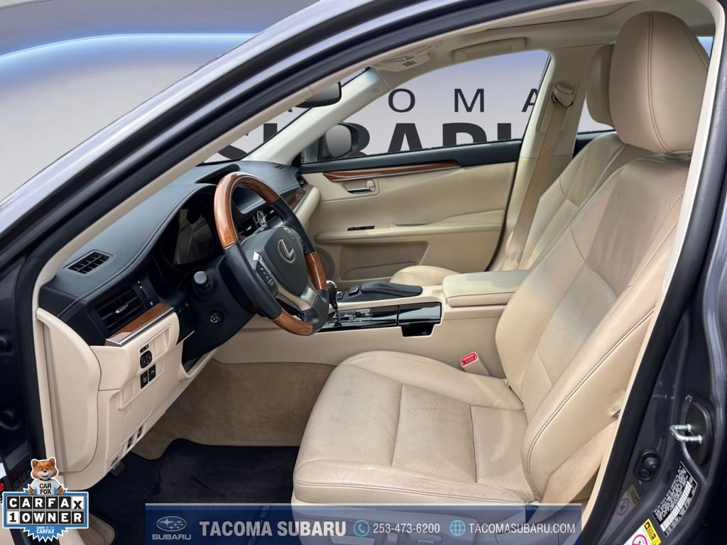 Used 2013 Gray Lexus 300h image 10