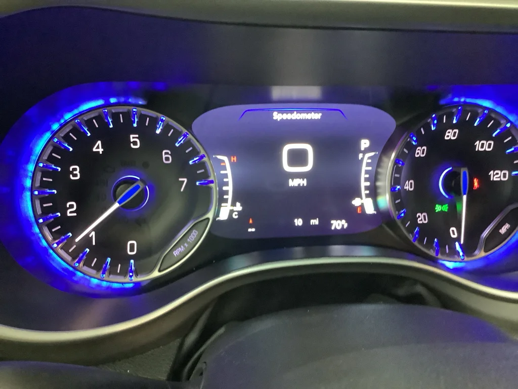 New 2027 Hydro Blue Pearl-Coat Exterior Paint Chrysler  image 16