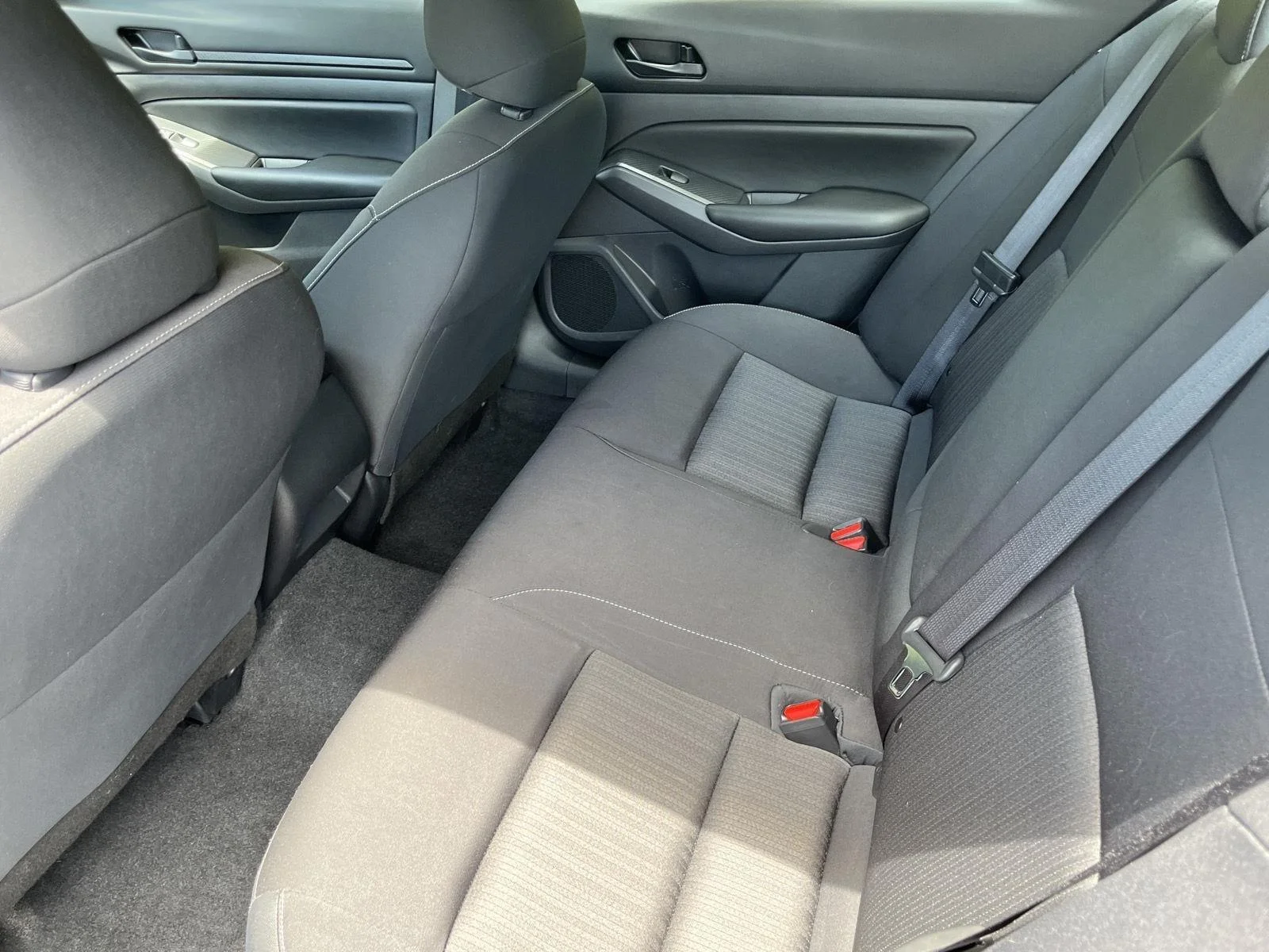 Certified Used 2025 Gun Metallic Nissan S image 18