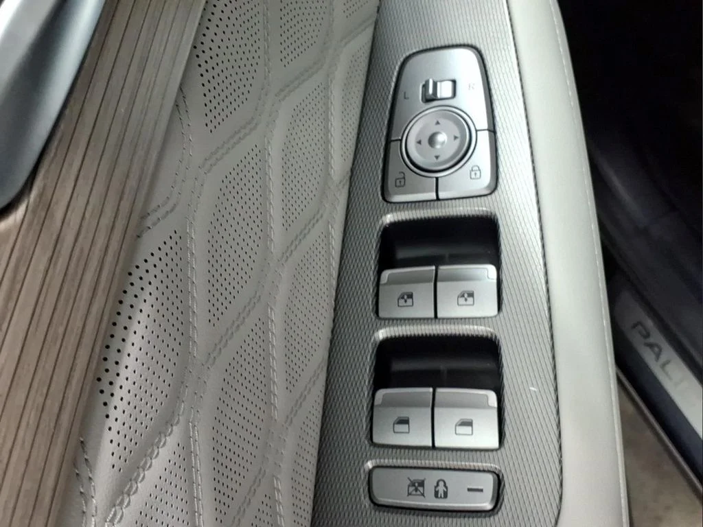 Certified Used 2022 Moonlight Hyundai Calligraphy image 16