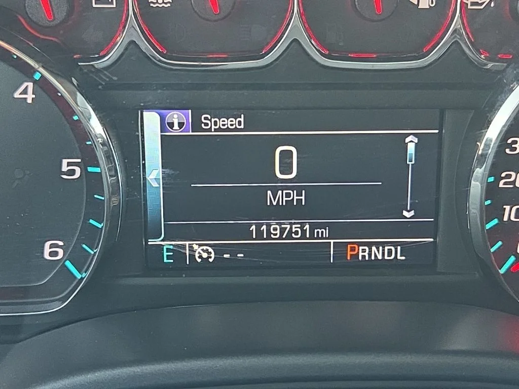 Used 2017 Silver Chevrolet LT image 40