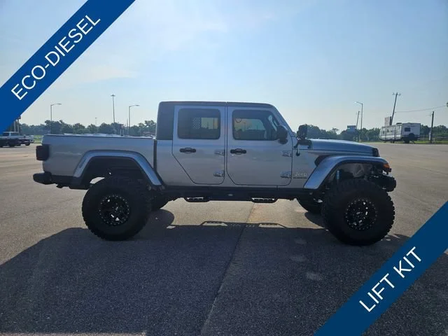 Used 2021 Silver Jeep Overland image 6