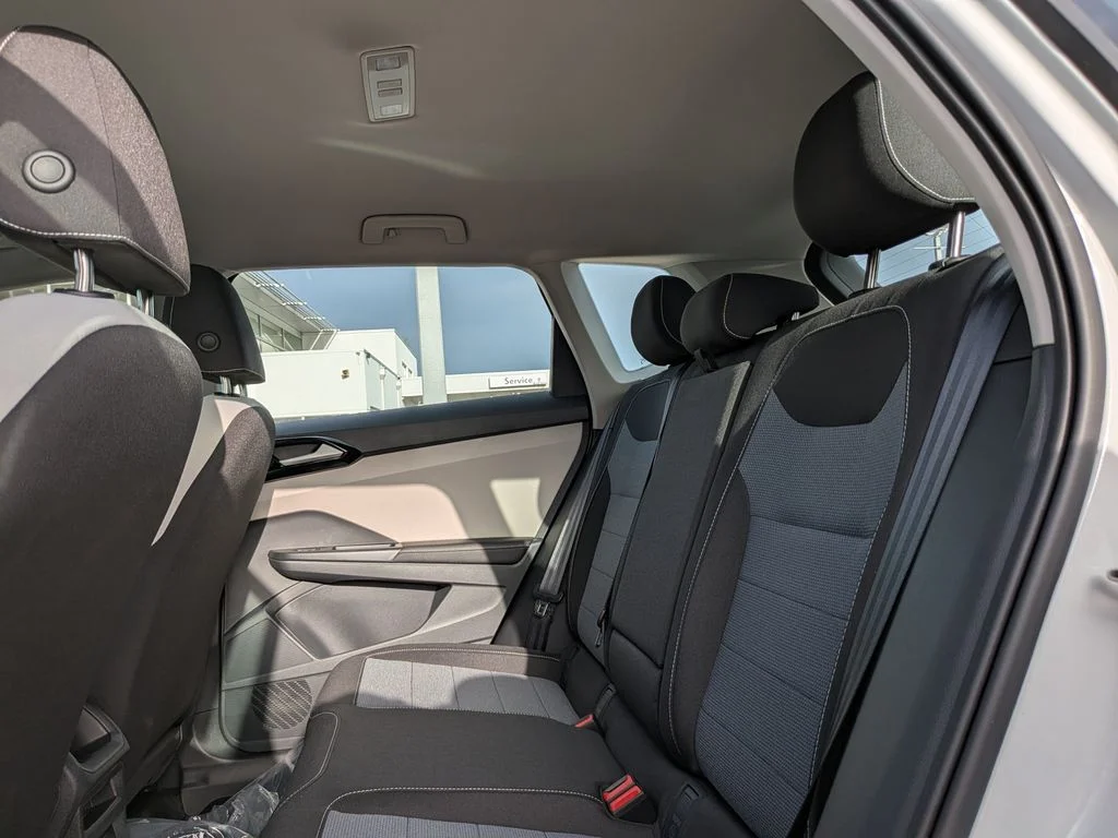 New 2026 White Volkswagen 1.5T S image 15