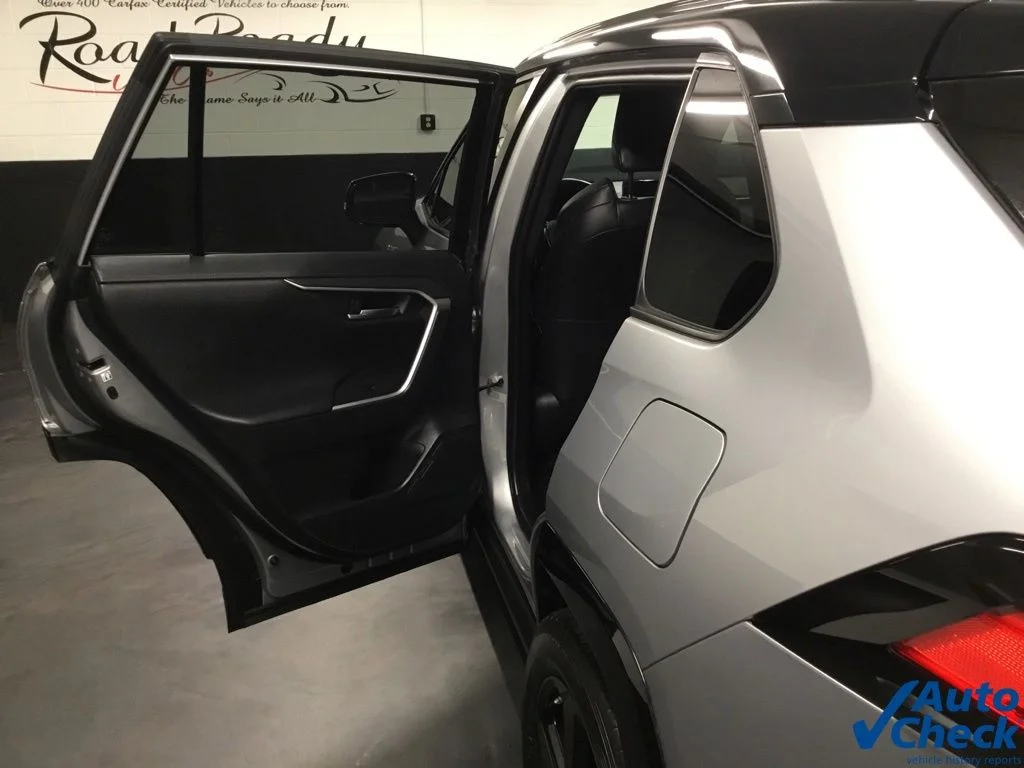 Used 2019 Silver Toyota XSE image 29